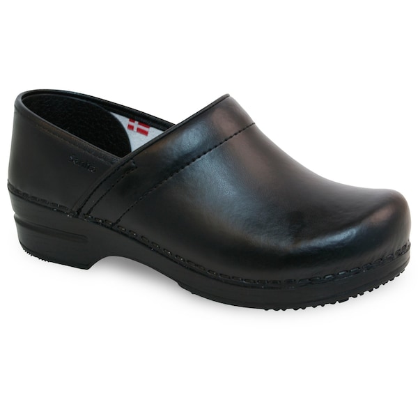 Women's Closed Back Clog, PU-coated leather Upper, Polyurethane Outsole, Black, Size 5.5-6 M